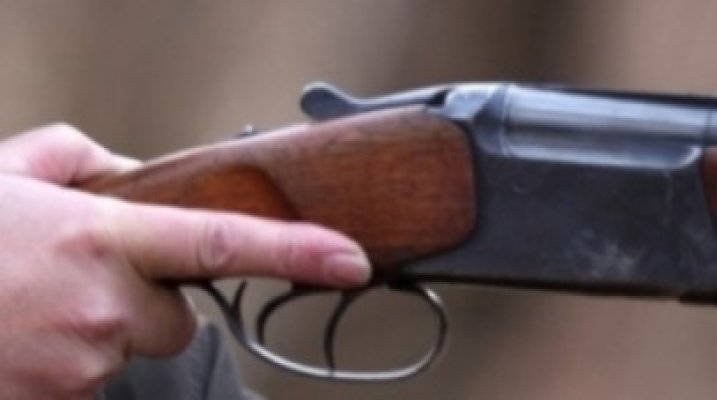 Braconier prins şi sancţionat